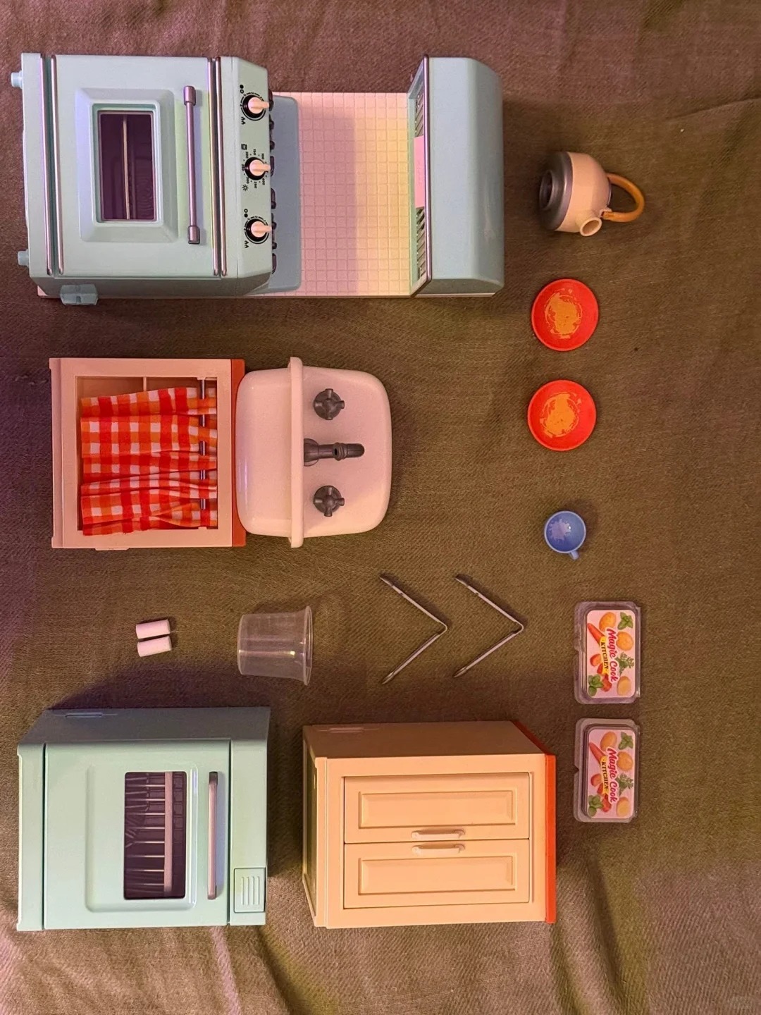 Zuru Mini Brands Magic Cook Ki - đánh giá và giá Play Kitchen Set
